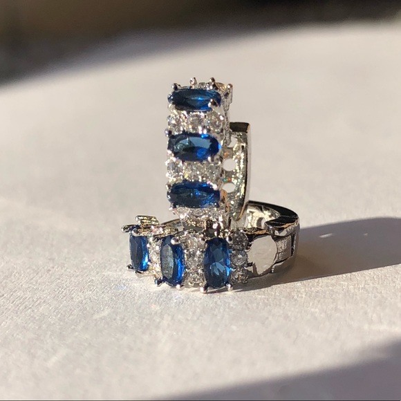 JUSTINMSCALFARO Jewelry - 🆕 Blue Sapphire Swarovski Crystal Earrings 😍😍